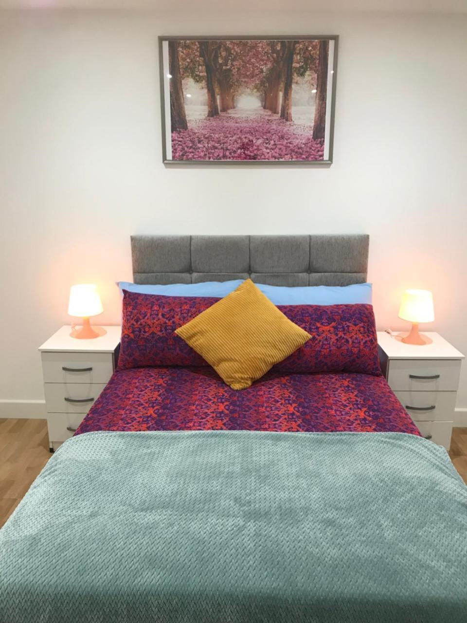 Easystay Slough Central Free Parking Eksteriør billede