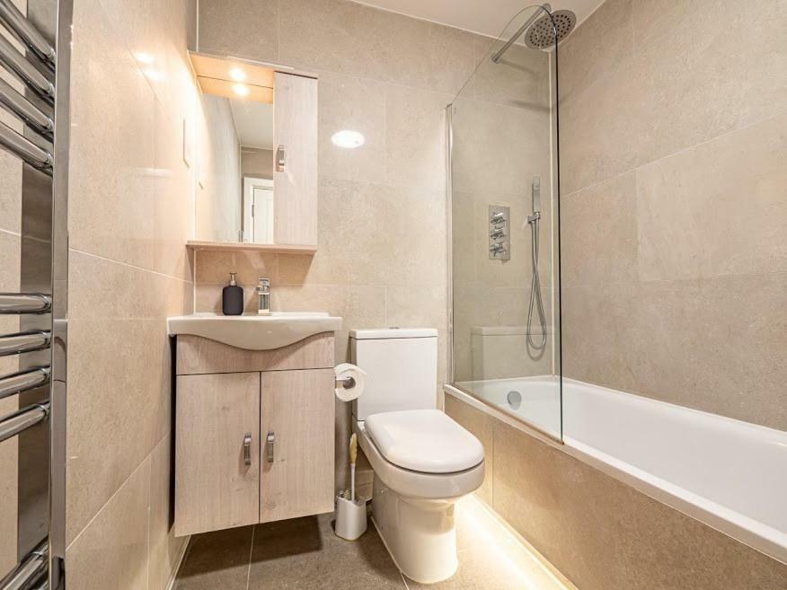 Easystay Slough Central Free Parking Eksteriør billede